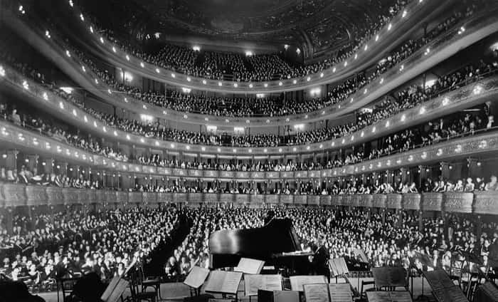 The Metropolitan Opera House in NYC Opened